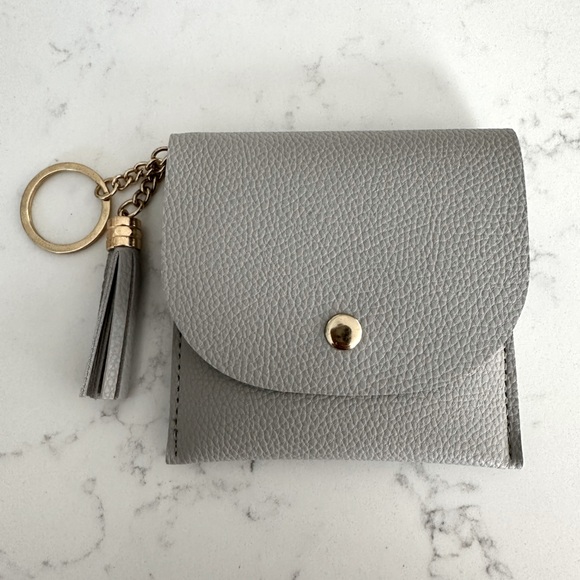 NEW cardholder with keychain - Picture 1 of 3